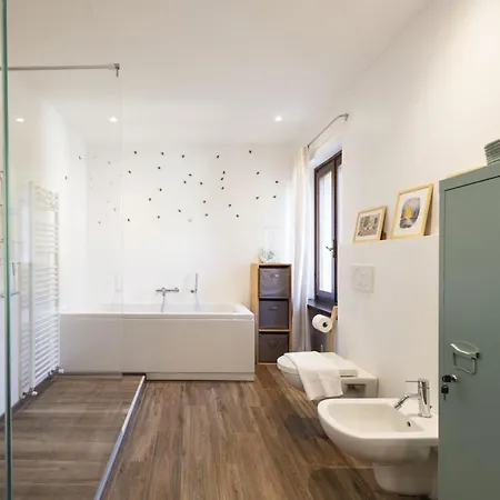 Giardino Di Corte * Verona